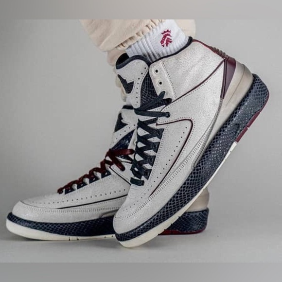 Jordan Men's Air Jordan 2 Retro A Ma Maniére 'Airness
SAIL/BURGUNDY/CRUSH | NEW - Picture 1 of 16